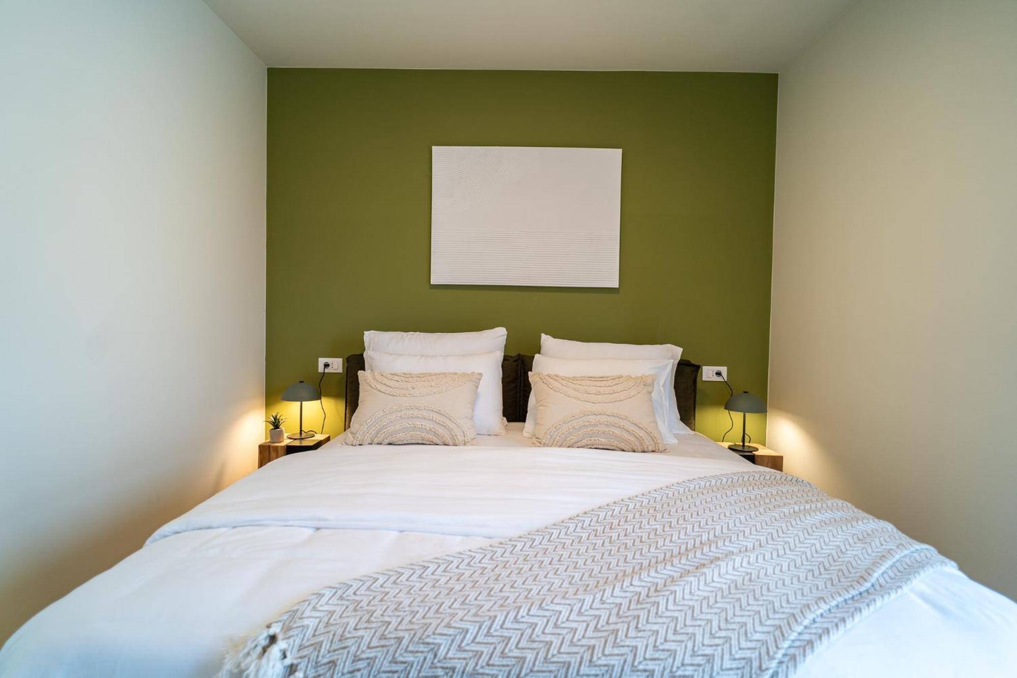 Apartma California By Belmont Realty *