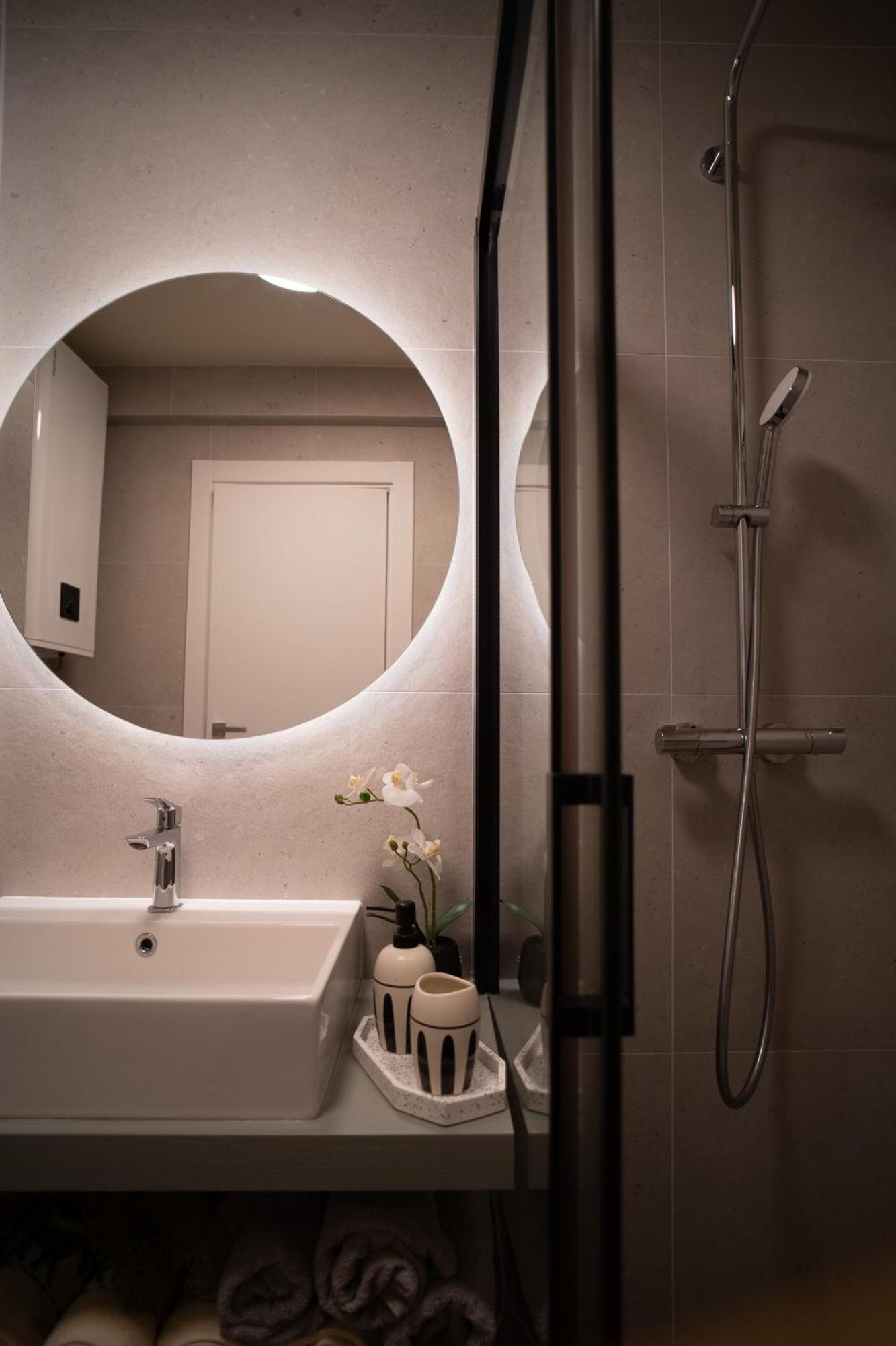 Apartma California By Belmont Realty